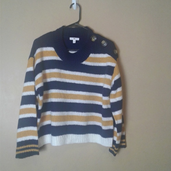 Women's sweater - Picture 2 of 8